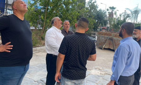 وفد الحركة والموحدة يتفقد الأضرار التي لحقت بمسجدي الجرينة والصغير في حيفا إثر سقوط الصاروخ
